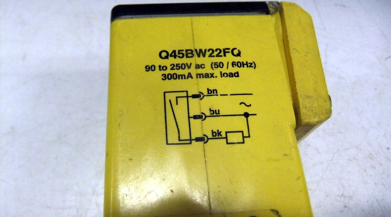 Banner Engineering 37016 Q45BW22FQ Photoelectric Sensor