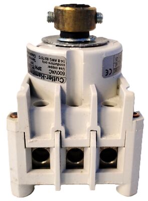 Cutler-Hammer C362N40 600 V AC 40 A Rotary Disconnect Switch No Operator