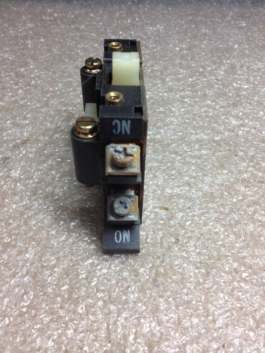 Cutler-Hammer C320KB2 Auxiliary Contact