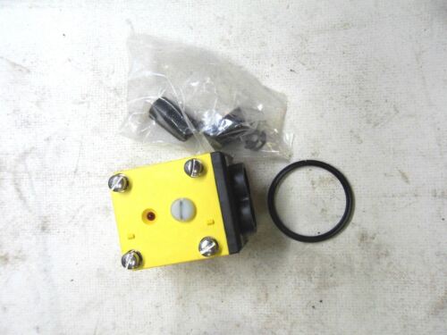 1 Banner Engineering Engineering 25576 MAXI-BEAM SENSOR