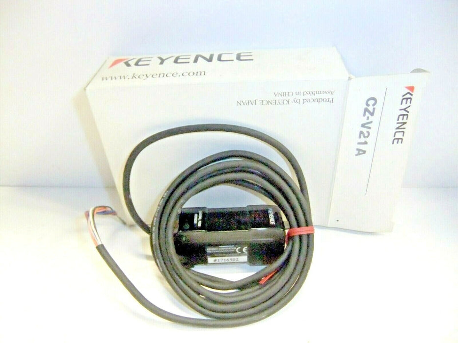 Keyence Digital RGB Photoelectric Sensor CZ-V21A