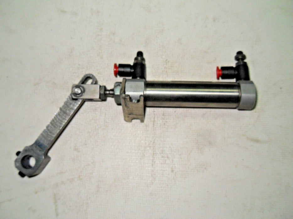 SMC NCDJ2L16-150-H7A1S Cylinder
