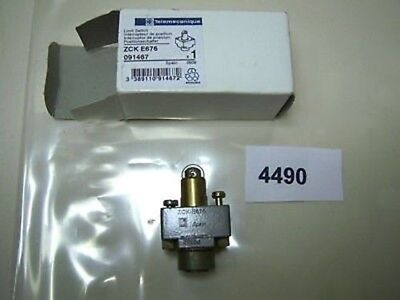 Telemecanique Limit Switch ZCK E6767 Plunger Head 4490