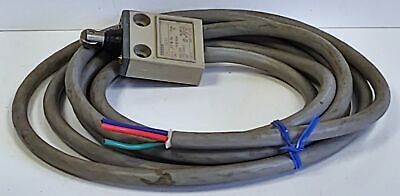 Omron D4C-1632 Roller Plunger Limit Switch w/ Sealed Plunger
