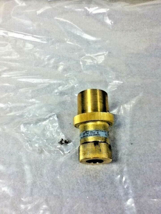 AMERACE 3720B PLUG