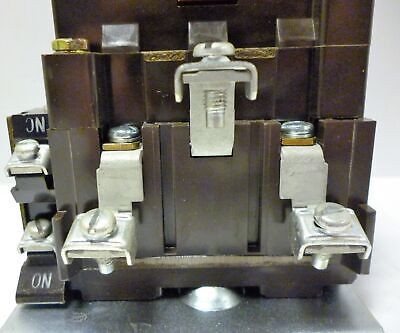 Cutler-Hammer C30BN3 Lighting Contatctor