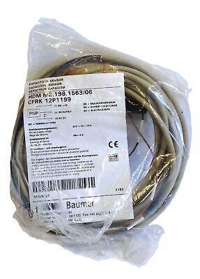 Baumer HDM M2.198.1563/06 24 V Capacitive Proximity Sensor w/ Mounting Bracket