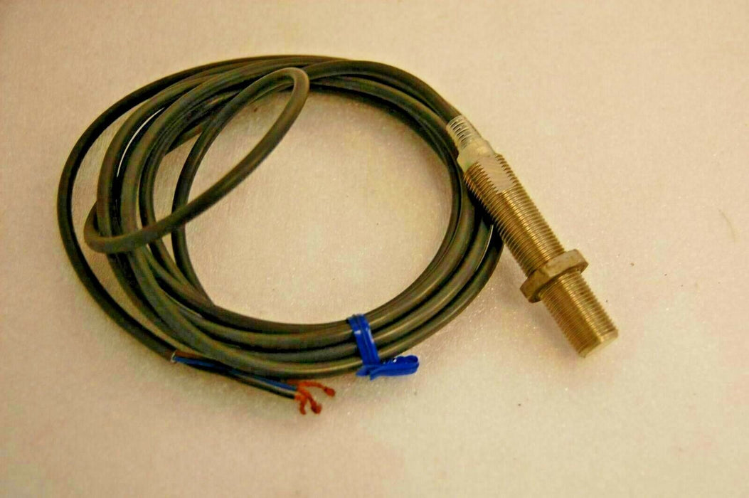 OMRON E2E2-X2C1 PROXIMITY SENSOR