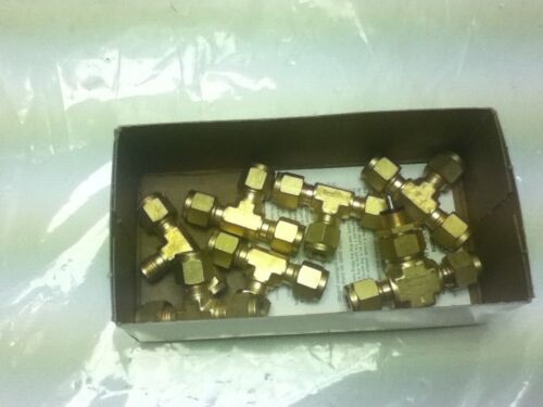 LOT OF 7 SWAGELOK FITTINGS