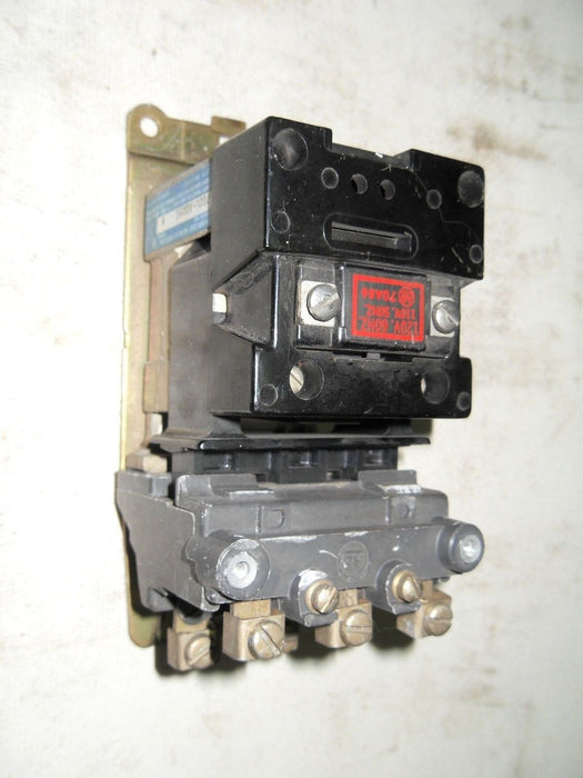 1 Allen-Bradley 702L-AOD93 CONTACTOR
