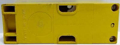 Banner Engineering EM3T-1M MULTI-BEAM Scanner Block