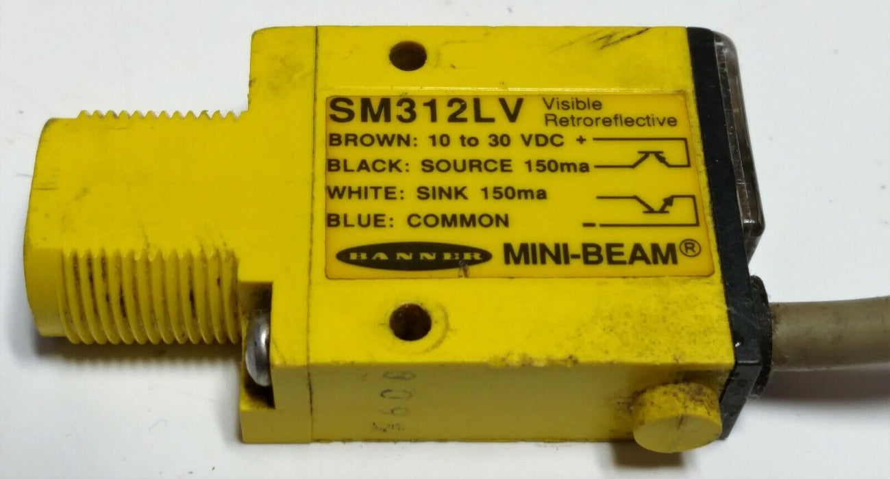 Banner Engineering SM312LV Photoelectric Proximity Sensor