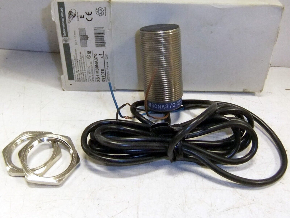 Telemecanique XS1 M30NA370 Inductive Proximity Switch