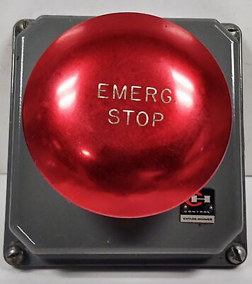 Cutler-Hammer E34JB2N8 Emergency Stop Button in Enclosure E34N1