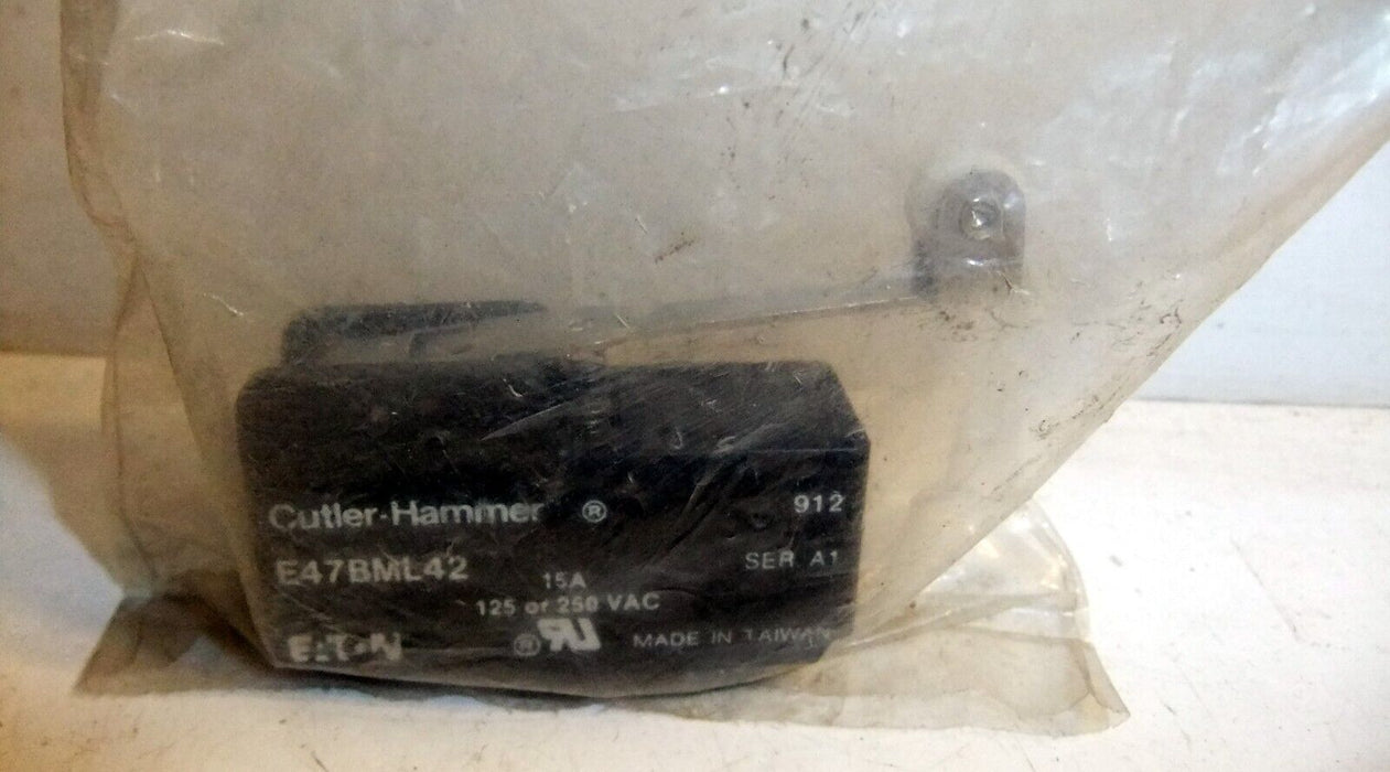 Cutler-Hammer E47BML42 Precision Limit Switch