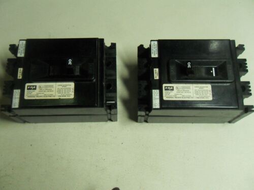 2 FEDERAL PACIFIC D53448107 30A CIRCUIT BREAKERS