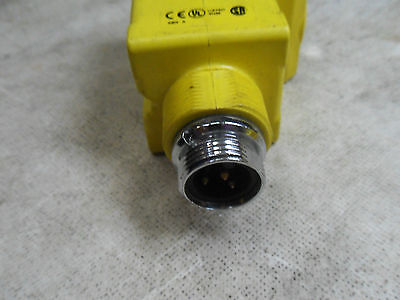 Banner Engineering Q45BW22CVQ Photoelectric Sensor