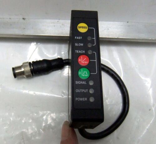 Banner Engineering Laser Displacement Sensor LG5B65PUQ