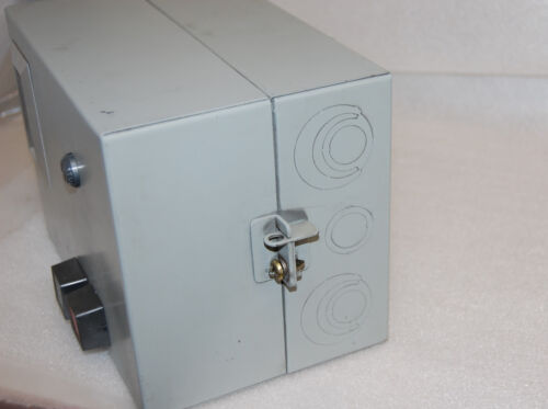 Sylvania T13AC30-46 Enclosed Starter