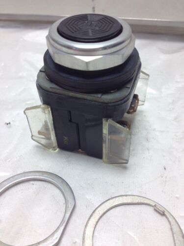 Allen-Bradley 800T-A PUSHBUTTON
