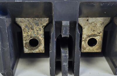 Challenger CF2025 2 Pole 600 VAC 25 A Circuit Breaker