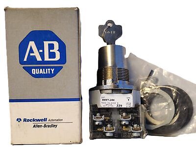 Allen-Bradley 800T-J44 3 Position Keyed Selector Switch w/ Key
