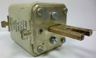 Siemens 3NE4327-0B SITOR 800 VAC 250 A Fuse Link