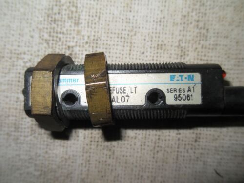 Cutler-Hammer 13150AL07 Photoelectric Sensor