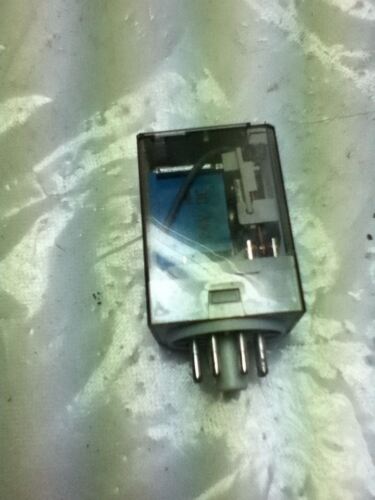 Allen-Bradley 700-HA3Z24 SERIES D RELAY