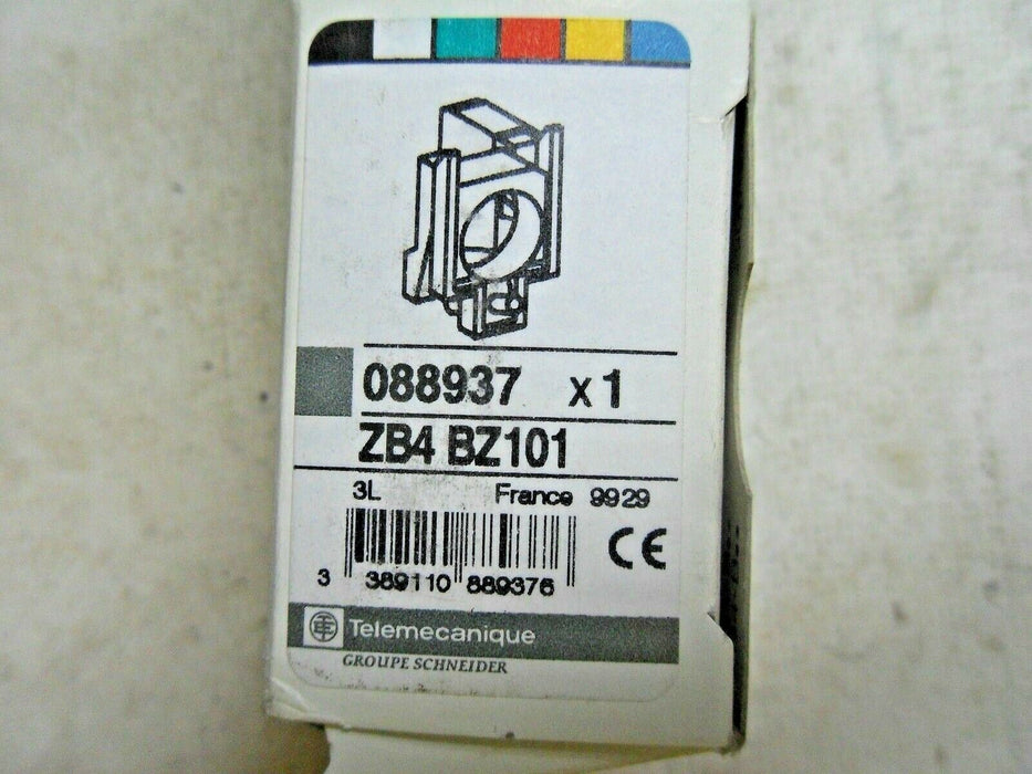 2 Telemecanique ZB4 BZ101 Contact Blocks