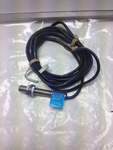 Allen-Bradley 871C-E2A12 Proximity Switch