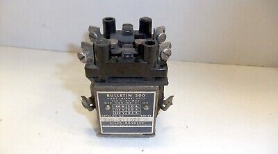 Allen-Bradley DC Relay 700-G110Z2 Ser A