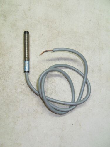 Allen-Bradley 871C-E4B12 Proximity Switch