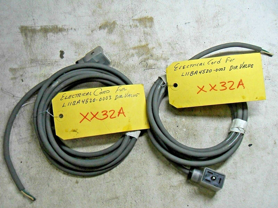 2 XX32A Electrical Cords