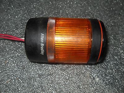 Allen-Bradley 855T-B10DN5 Amber Stack Light W/ 855T-BPM25
