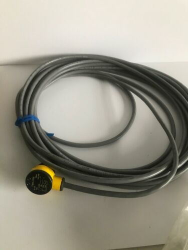 Banner Engineering T18SP6FF50 EZ-Beam and cable