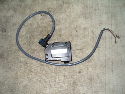 1 BAUMER ELECTRIC FVDM 15N5099 PHOTOELECTRIC SENSOR