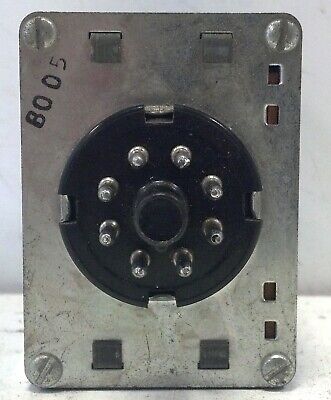 Cutler-Hammer 7084K2 115 V AC 5-10 A 0.5-5 sec DPDT Time Delay Relay