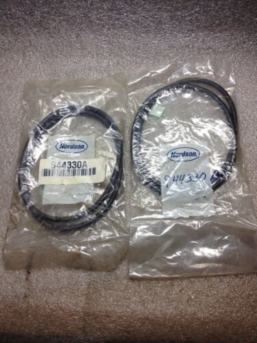 2 Nordson 944330A Cables