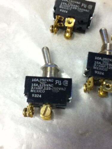 LOT OF 5 CARLING 9324 SWITCHES