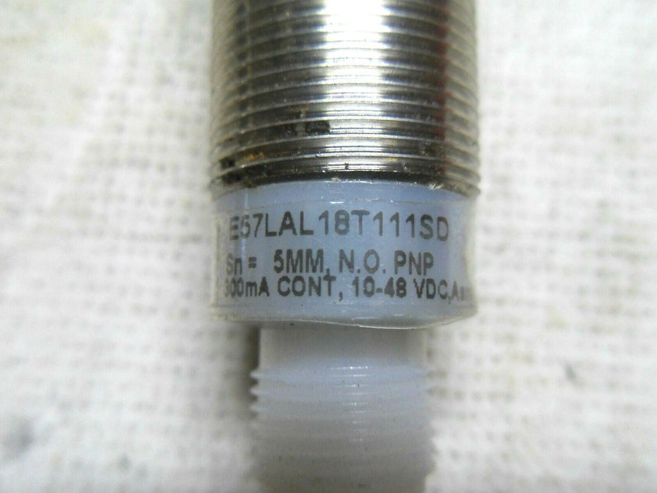 Cutler-Hammer E57LAL18T111SD Proximity Switch.