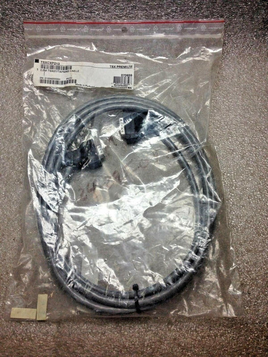 Groupe Schneider TSXCXP213 Cable