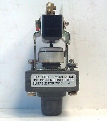 Barksdale E1S-H15-P4 1/4" NPT 10 A 125/250 V AC ECON-O-TROL Pressure Switch