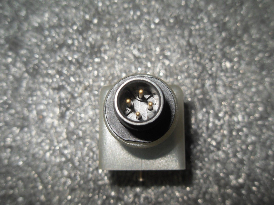 2 Canfield FAC12SM0432300 Connectors