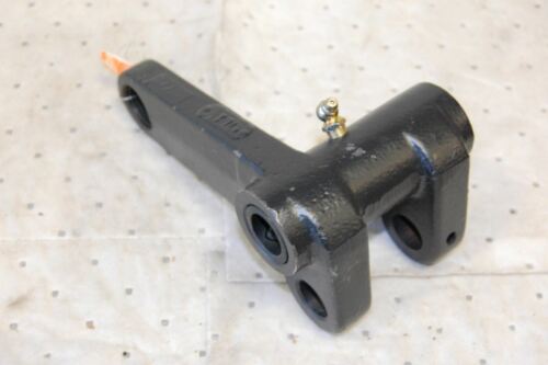 CAT BELL CRANK NA020542