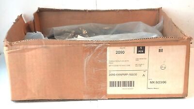 Allen-Bradley 2090-UXNFBMP-S30 Ser C 30 M 300 V Encoder Feedback Cable