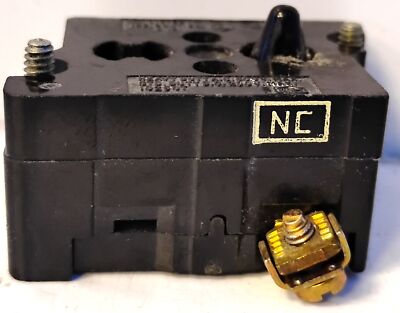 Cutler-Hammer 10250T51 600 V 6 A 1NC Contact Block for 10250 Pushbutton Switches