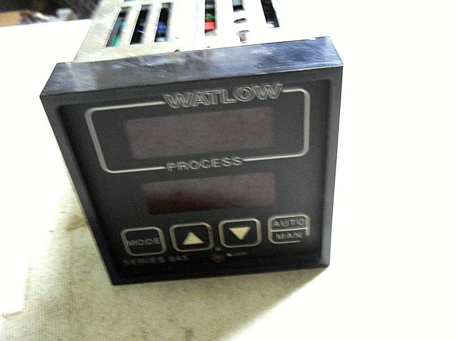 Watlow 945A-1BB1-B000 Temperature Control