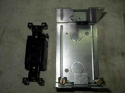 Cutler-Hammer B230AG NEMA 1 Enclosed Manual Motor Switch