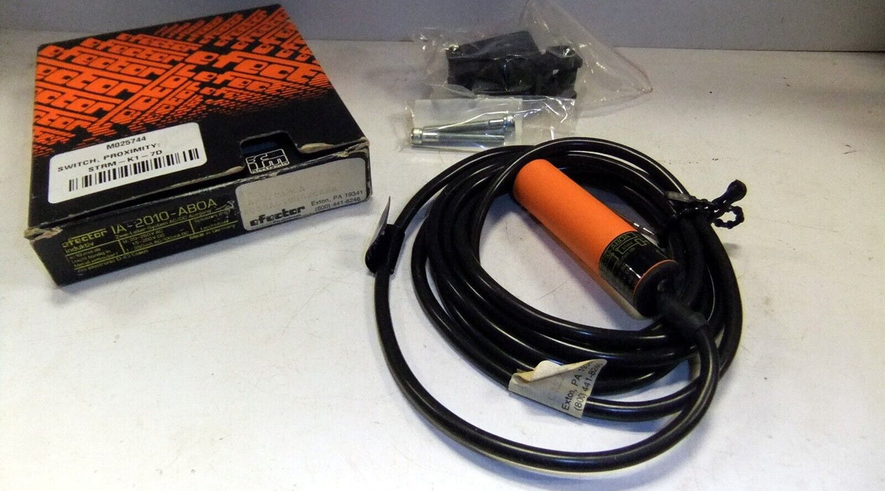 IFM Efector Inductive Sensor IA2004 2M Cable IA-2010-ABOA
